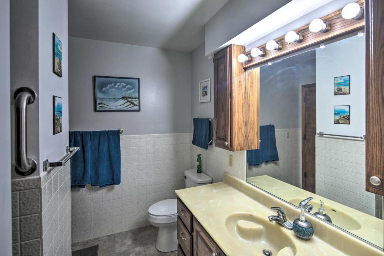 Lake Havasu Home With Pool - 2 Miles To Waterfront! Lake Havasu City Luaran gambar